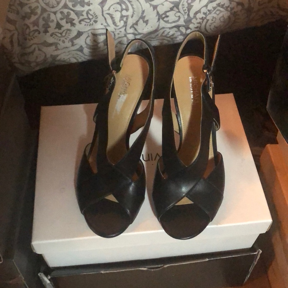 NEW Michael Michael Kors Black Dress Heels 
TO BE DONATED 5/26